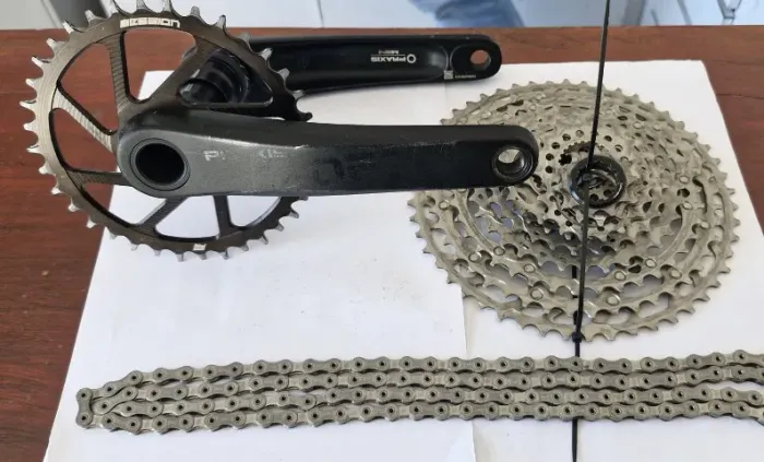 Relação MTB Pedevela Praxis (Trek) K7 Deore 12v e corrente SRAM GX Eagle