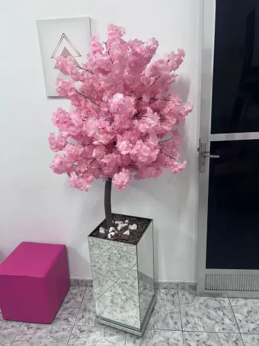 Cerejeira com vaso espelhado 
