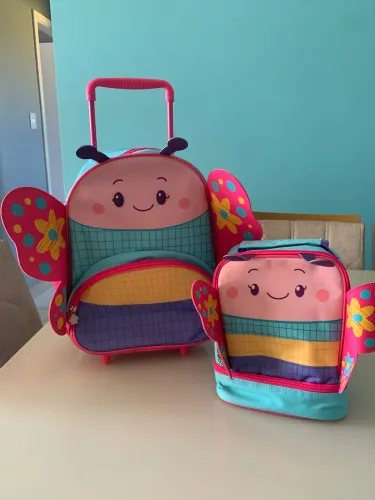 Vendo kit escolar infantil- mochila e Lancheira 