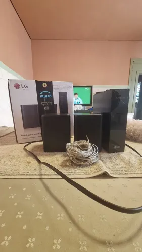 LG SPK8-S caixa de som surround