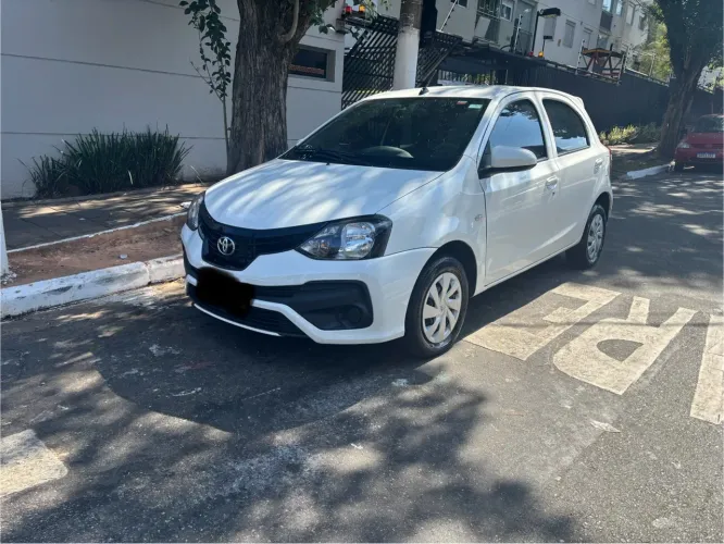 Toyota Etios X 1.3 Flex 16V 5P Mec. 2020