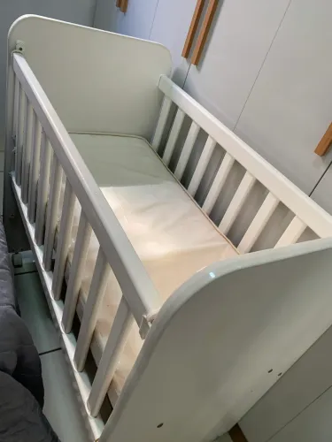 Mini berço com colchão 
