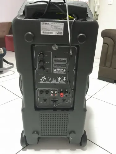 Caixa de som amplificada Mondial 700w