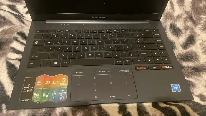 Vendo notebook funcionando perfeitamente