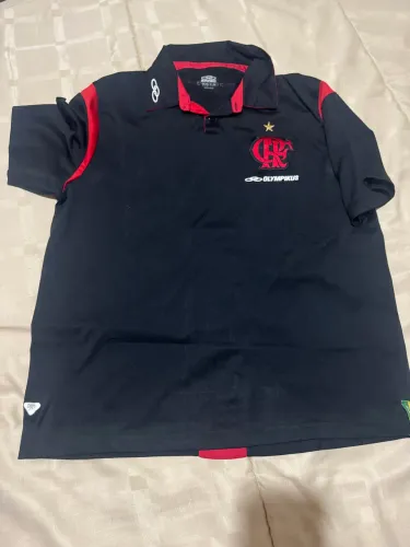 Camisas de times variadas