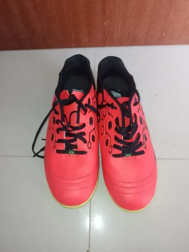 Chuteira 41
