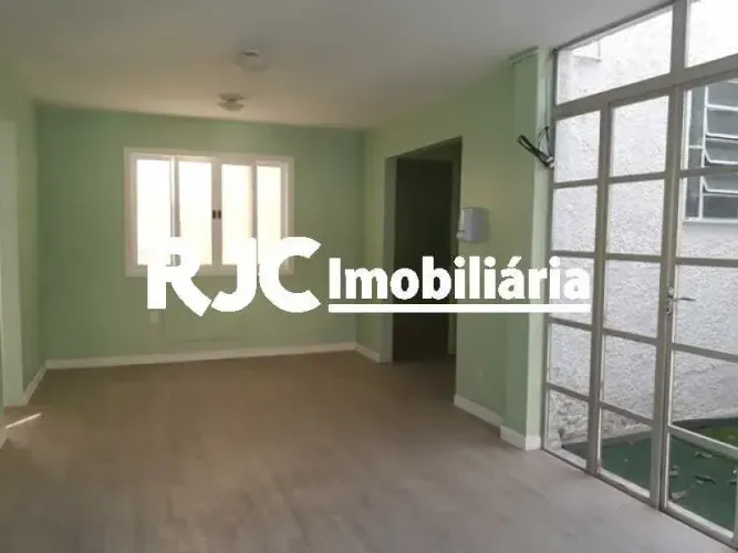 Casa para venda possui 139 metros quadrados com 5 quartos em Andaraí - Rio de Janeiro - RJ