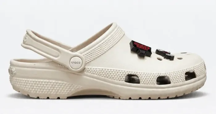 Crocs Classic Chicago Bulls NBA - Bege com Jibbitz | Edição Especial
