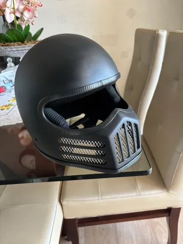 Capacete Old School