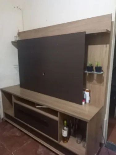 Estante com luz