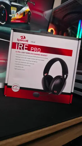Headset Gamer Sem Fio Redragon Ire Pro H848 Wireless Bluetooth PC PS4 PS5 Celular