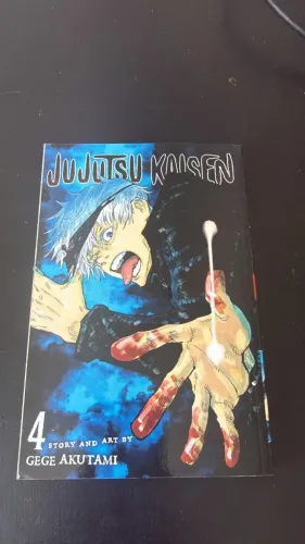 Jujutsu Kaisen Vol. 4 em Inglês Original VIZ Media
