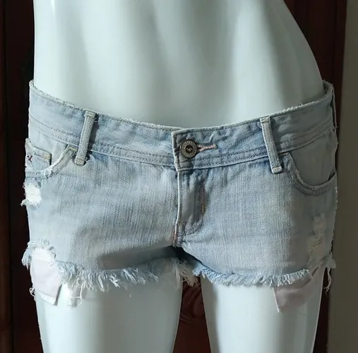 Shortinho da famosa Marca Hollister