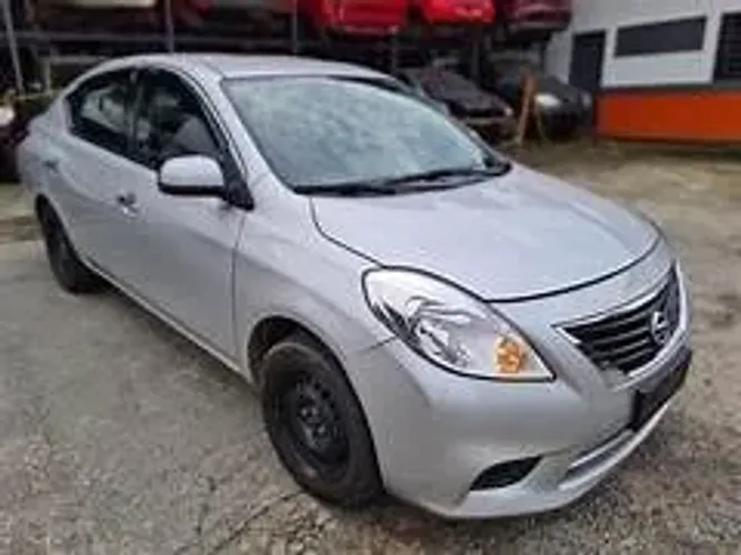 sucata inteira de nissan versa 2013 2014 retirada de peças