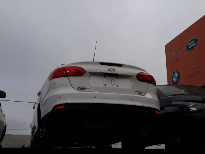 Sucata Focus Sedan 2015 Para Retira De Peças