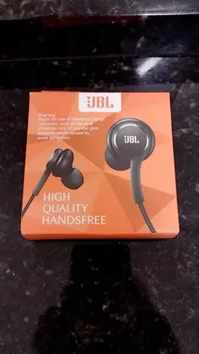 Fone de Ouvido JBL Tune Pure Bass Com Microfone Novo (Garantia)