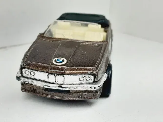 Miniatura Bmw 635i Sunnyside 1:36