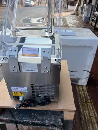 Máquina de Vácuo para Embalar Alimentos BS250