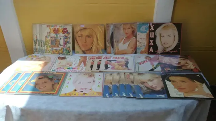 Xuxa Lp disco de vinil, disco e capa originais, vários, bom estado.