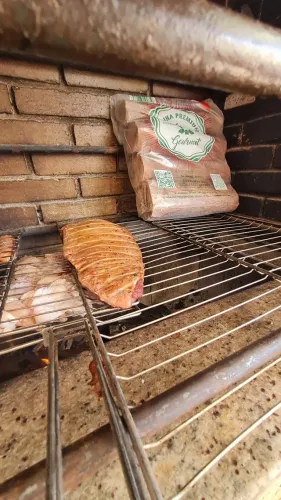 Lenha para churrasco, fogo de chão, costelão, parrilla, pizza 