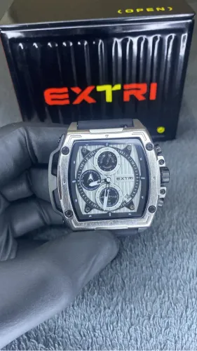 Relógio EXTRI