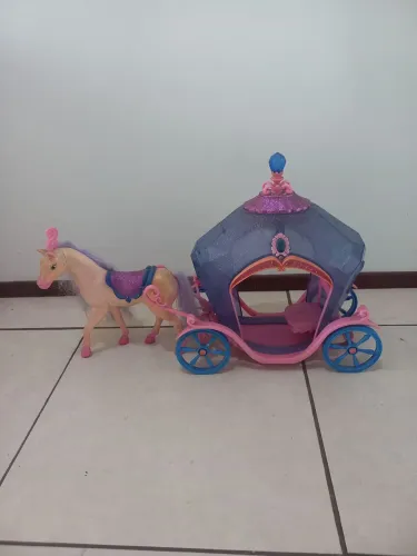 Carruagem Barbie Diamantes 