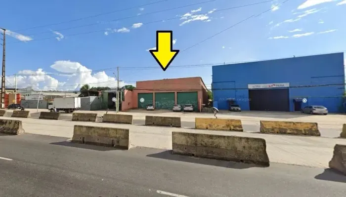 Alugo Galpão na Augusto Montenegro 15 x 58 metros