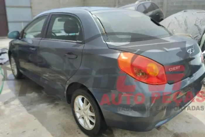TEMOS PEÇAS PARA ESSA SUCATA! CHERY CELER SEDAN 1.5 ANO 2015