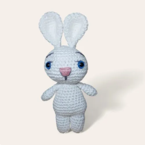 Coelhinho Branco - Amigurumi