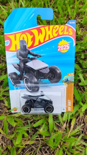 Hot Wheels Tesla Cybertruck - Limited Edition