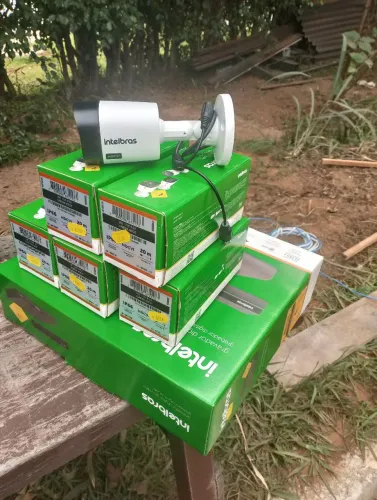 Promoção Kit 4 Câmeras de Segurança Intelbras 