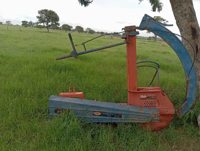 Vendo Ensiladeira Cremasco 