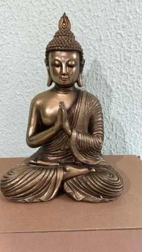 Buda em Resina com 25cm de altura