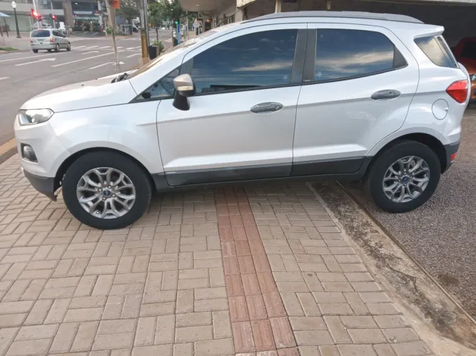EcoSport Freestyle 1.6 Flex Completa 2014