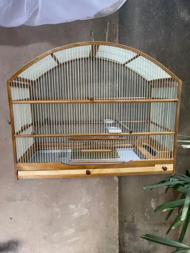 Gaiolas novas de passarinho