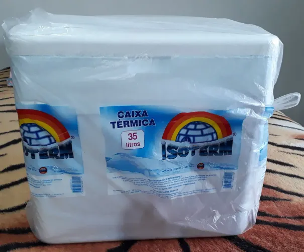 Caixa Térmica Isotherm 35 Litros