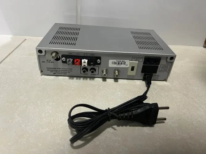 Receptor de Satélite Tecsar T3000