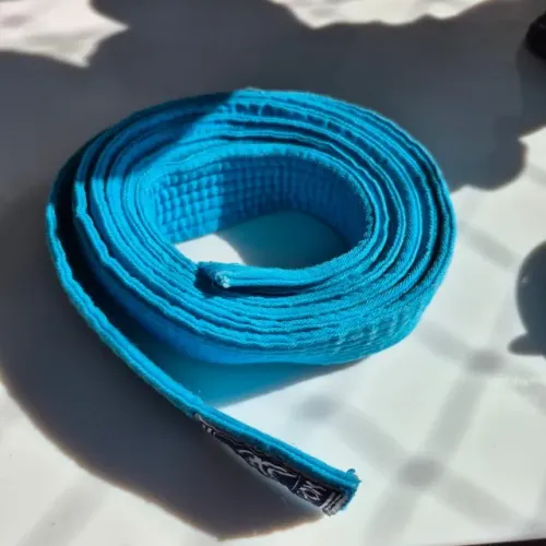 Faixa Azul Judo Pouco Uso - Oportunidade - Semi nova