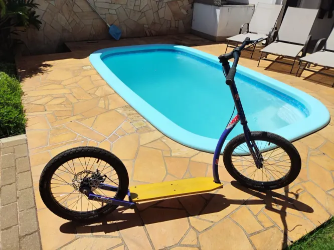 Patinete Adulto com Rodas Grandes
