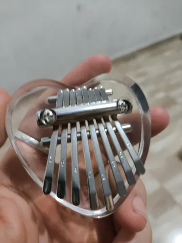 Piano de mão - Kalimba