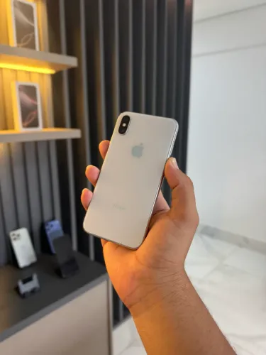 iPhone X branco 64 gigas