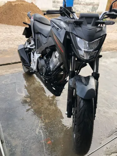 Vendo CB TWISTER 300F