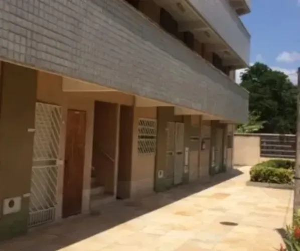 Alugo  excelente apartamento 2-quartos  semi mobiliado 