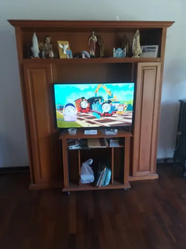 Rack de TV usado