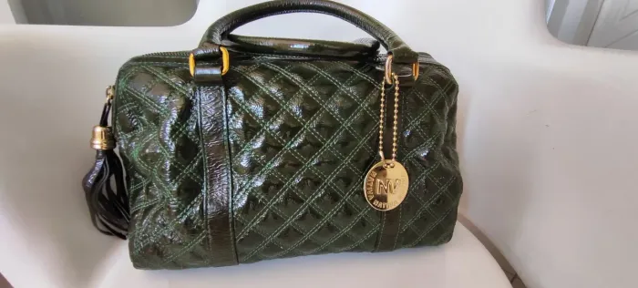 Bolsa elegante de couro