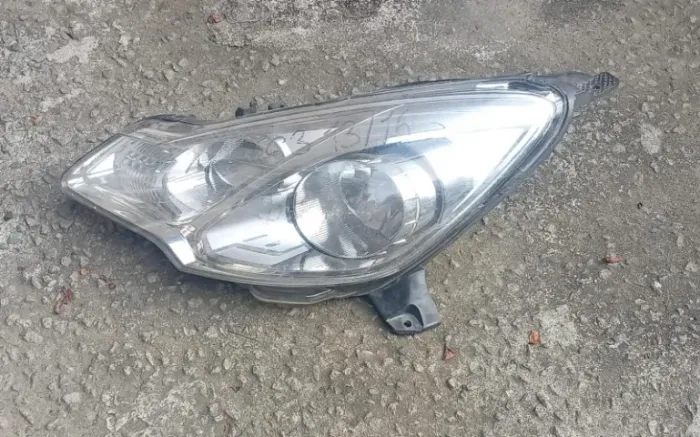 FAROL CITROEN C3 13/20 DS3 12/15 CROMADO LADO ESQUERDO COM DETALHE 