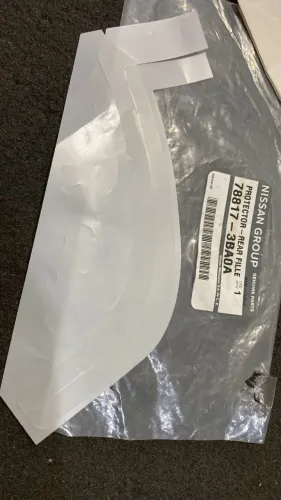 Protetor do Friso Traseiro Lado Esquerdo Nissan Versa 2015 A 2018