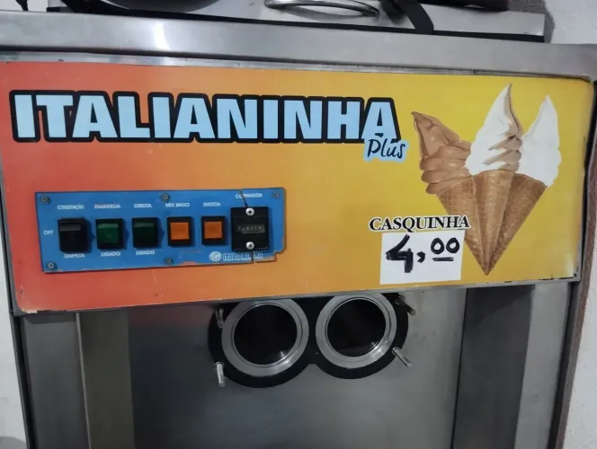 máquina de sorvete expresso Italianinha NGTA TRIFÁSICA