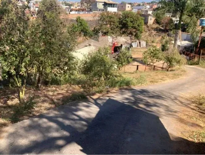 TERRENO SANTA MÔNICA 2400 M2