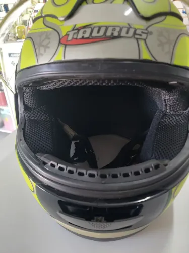Capacete Taurus